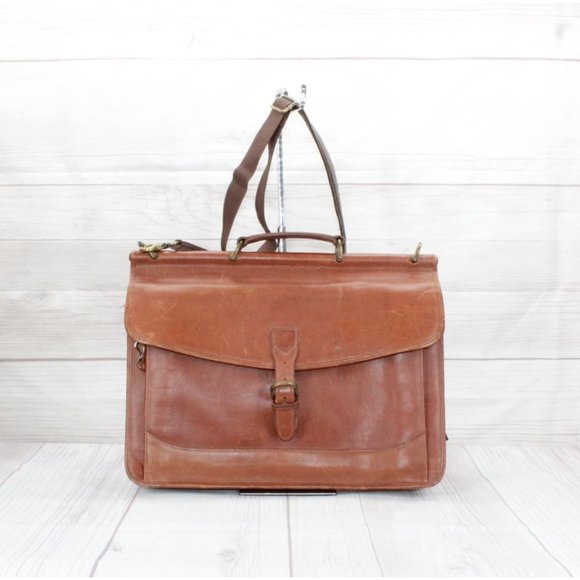 L.L. Bean Handbags - Vintage LL Bean Brown Leather Flap Close Crossbody Messenger Crossbody Bag